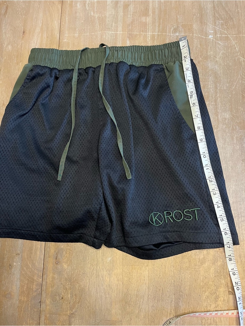 Krost Men’s Black & Olive Green Athletic Mesh Shorts - Picture 6 of 9